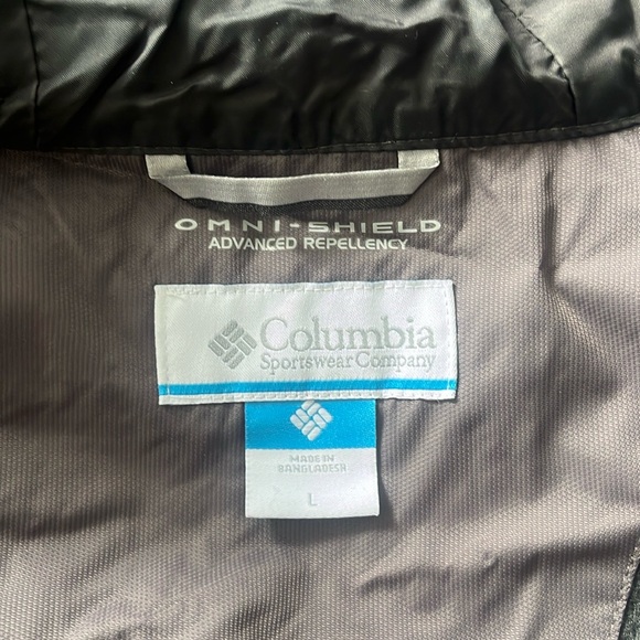 Columbia Omni Shield rain jacket L - Picture 4 of 7